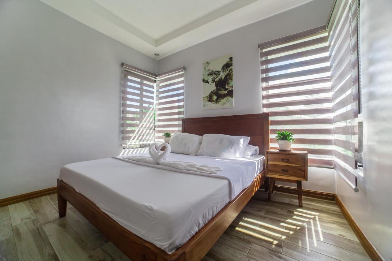 Bella Homes 6Br 4Bath Near Rotunda Tagaytay City Buitenkant foto