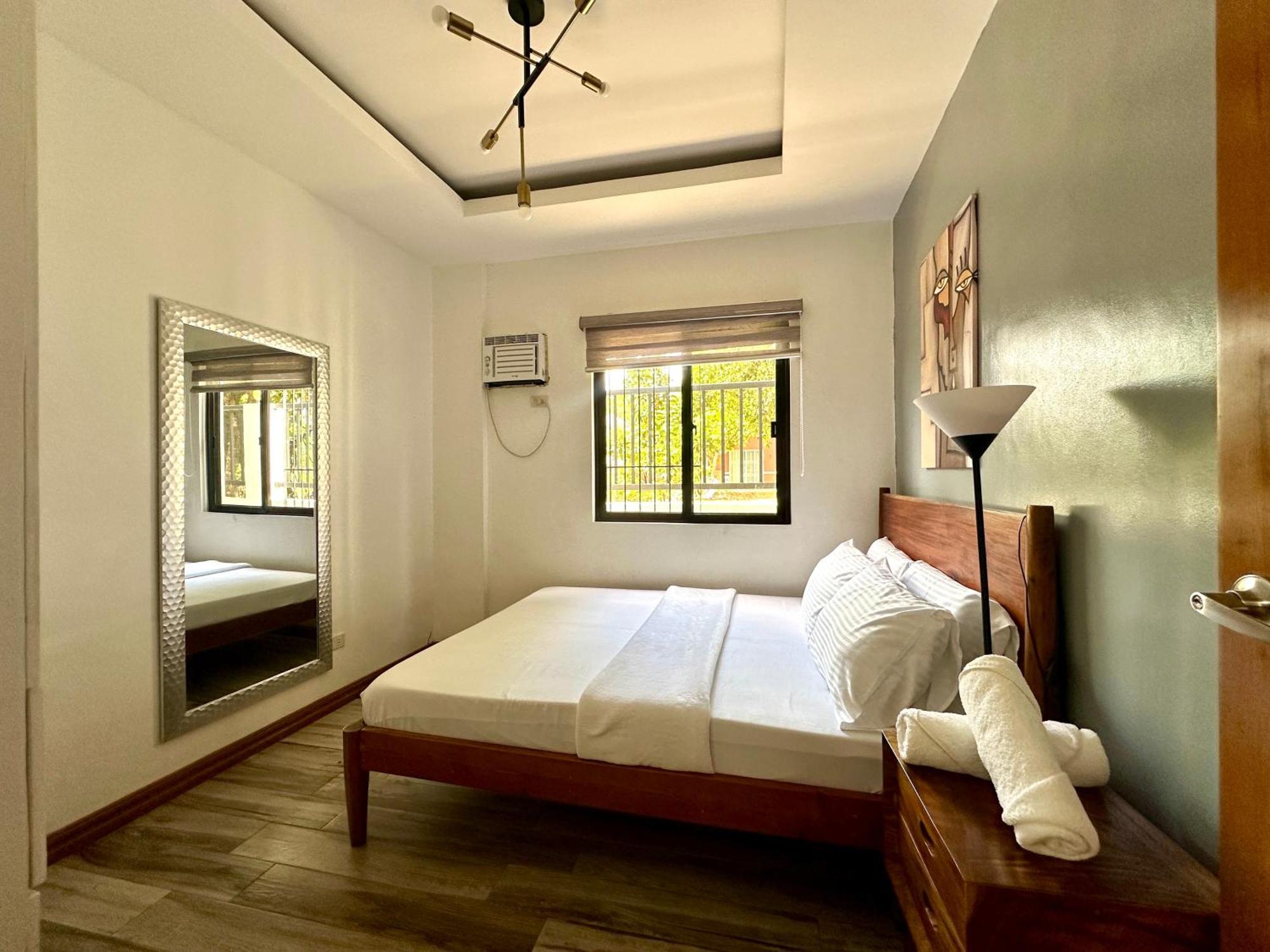 Bella Homes 6Br 4Bath Near Rotunda Tagaytay City Buitenkant foto